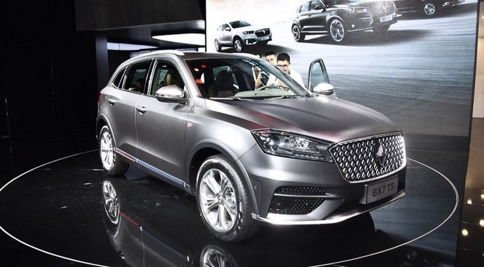 Borgward выводит на рынок «заряженный» кроссовер BX7 TS - «Borgward»