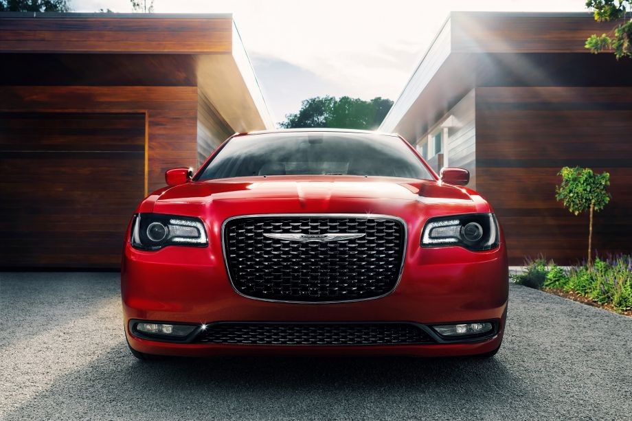 Chrysler 300S "похвастался" заводскими спортпакетами - «Chrysler»