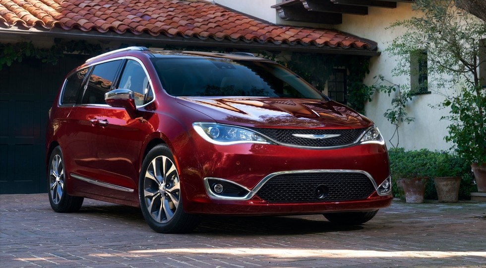 Chrysler Pacifica в России: продажи мизерные, но они растут - «Chrysler»