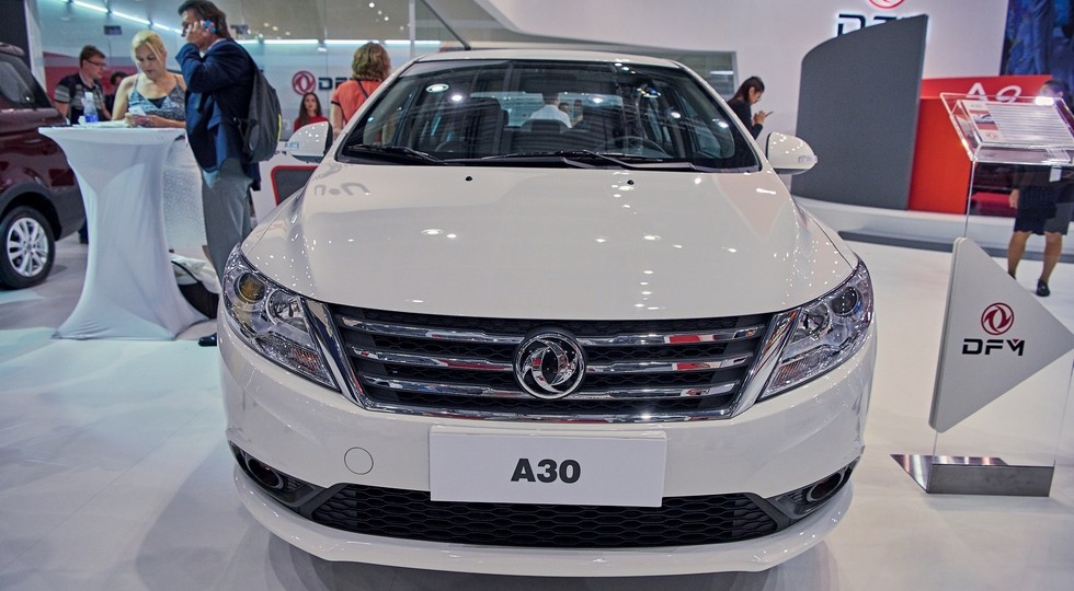 Dongfeng готовится к старту продаж нового седана в России - «Dongfeng»