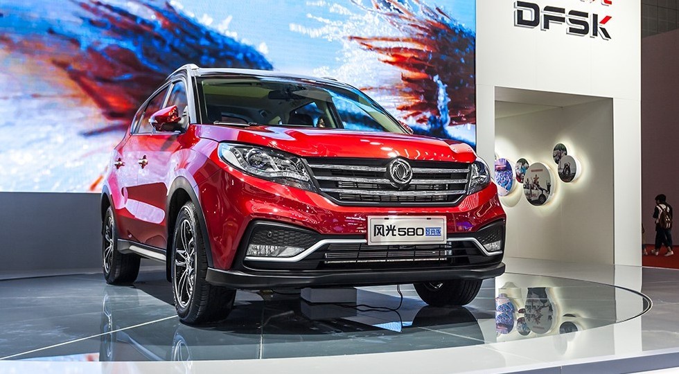 Dongfeng может привезти в Россию семиместный кроссовер - «Dongfeng»