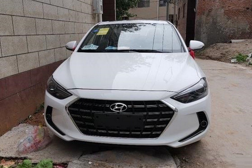 Другая Hyundai Elantra: без «треугольников», зато с цифровой «приборкой». Плюс новый мотор - «Hyundai»