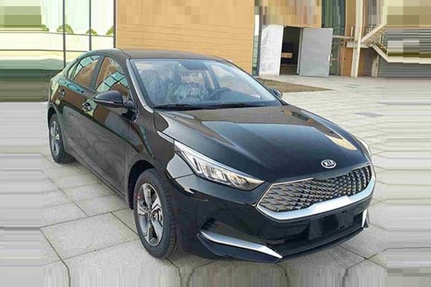 Другой новый Kia Cerato: больше, агрессивнее, и у него есть гибридная версия - «Kia»