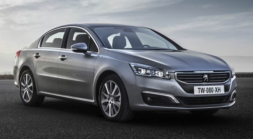 Две модели Peugeot уходят из России. Одна из них – временно - «Peugeot»