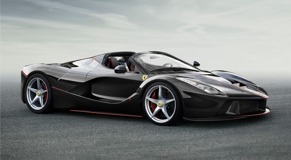 Ferrari показала открытую версию своего гибридного суперкара - «Ferrari»