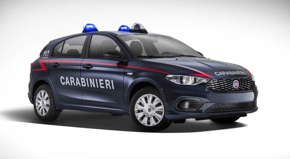 Fiat Tipo поступил на службу в итальянскую полицию - «Fiat»
