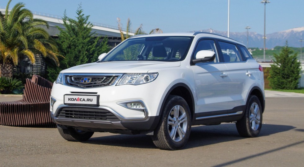 Geely Atlas: в России – турбомотор 1.8 и новое оборудование, на родине – глубокий рестайлинг - «Geely»