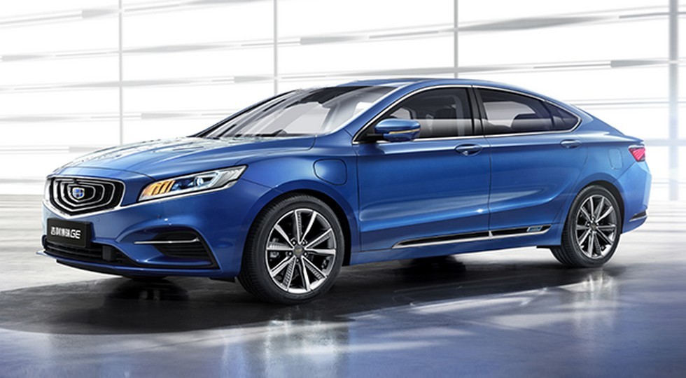 Geely показала салон гибридной версии Emgrand GT - «Geely»