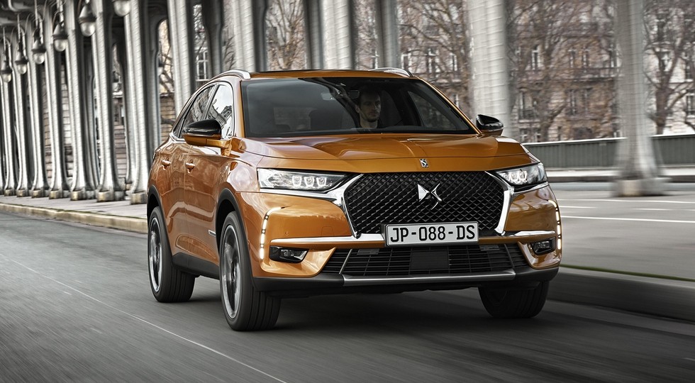 Глобальный кроссовер DS: активная подвеска, полный привод и 8АКП - «DS»
