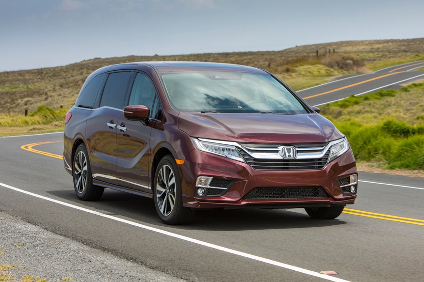 Honda пытается реанимировать продажи Odyssey декором. Зато 10АКП – уже в «базе» - «Honda»