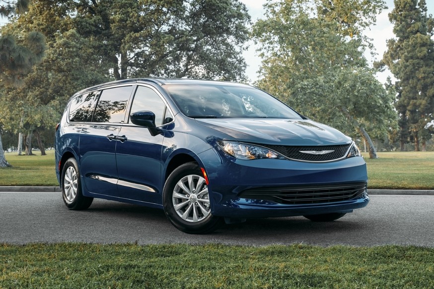 Иллюзия выбора: в линейке Chrysler снова появился Voyager - «Chrysler»
