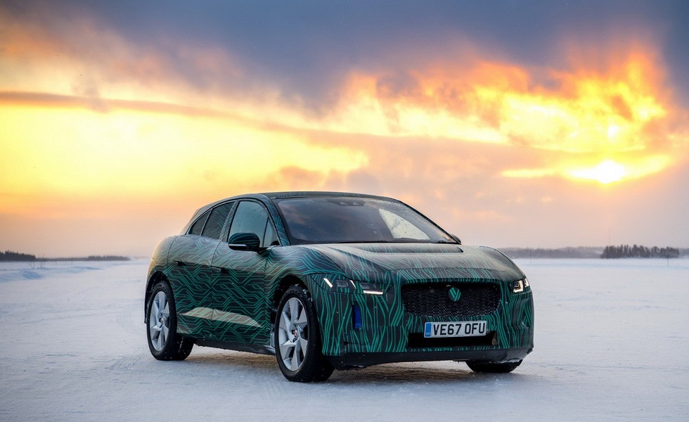 Jaguar I-Pace сможет заряжать батарею на 80% за 45 минут - «Jaguar»