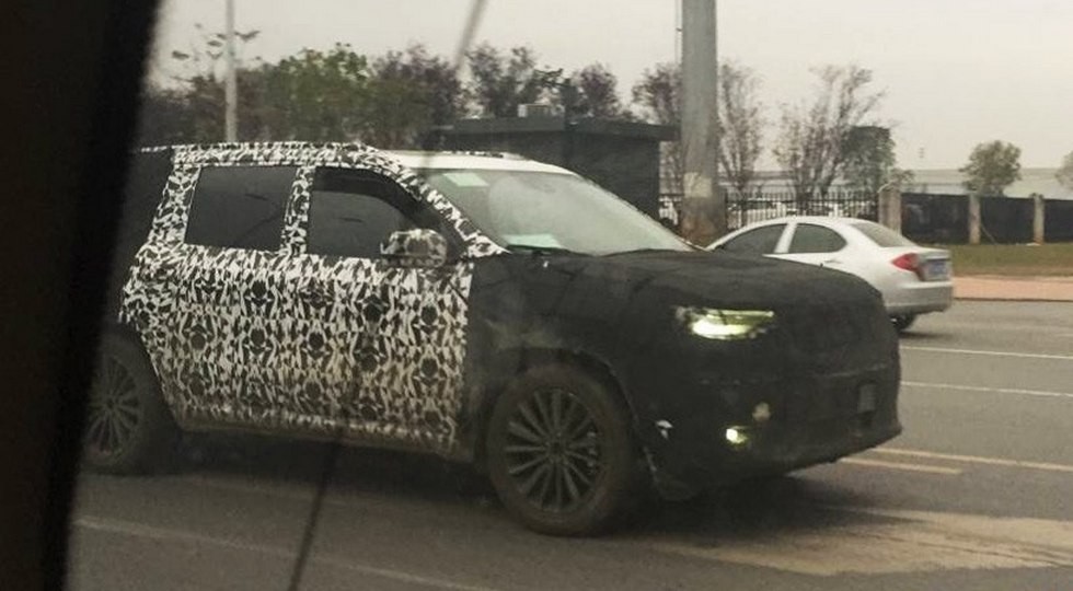 Jeep приступил к тестам нового кроссовера - «Jeep»