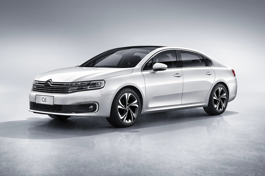 Эксклюзивный седан Citroen C6 второго поколения стал мощнее - «Citroen»