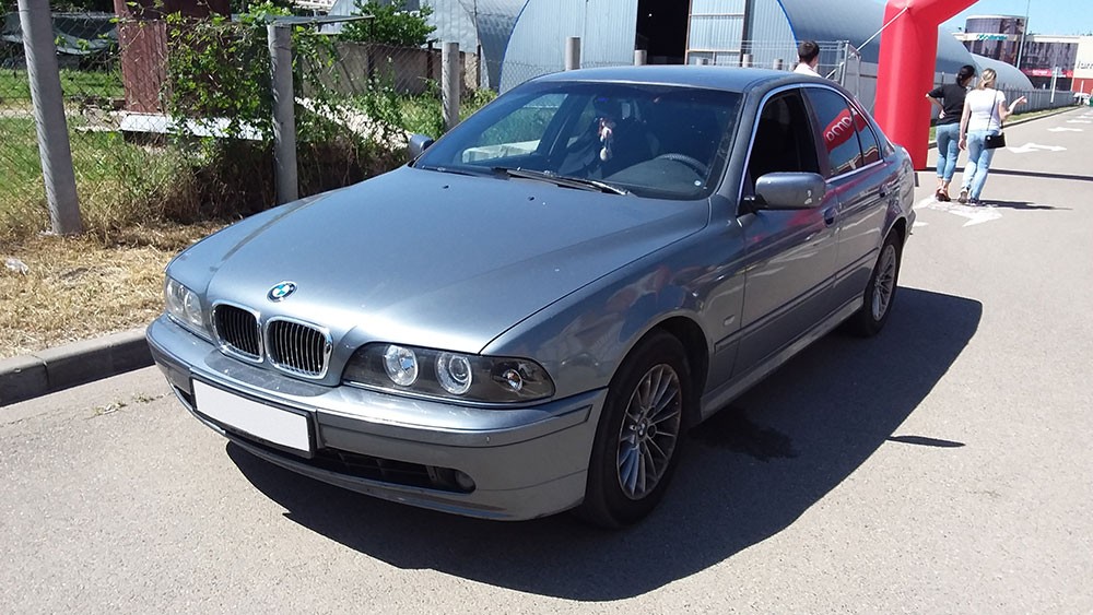 Когда гильзы были чугунными: покупаем BMW 5 E39 за 300 тысяч - «BMW»