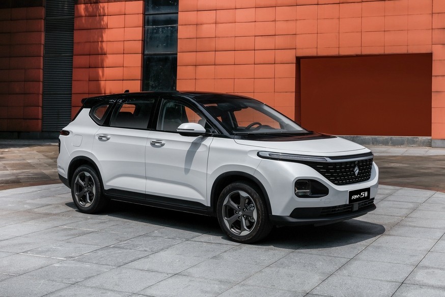 Компактвэн GM и SAIC: полный «фарш» за 1 123 000 рублей. «Китаец» перевоплотится в Chevrolet - «Baojun»