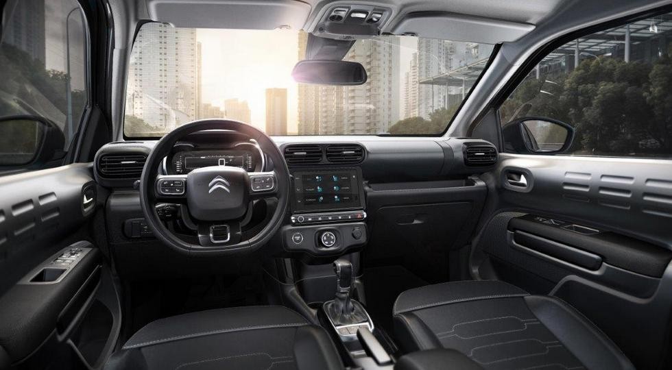 Конкурент Hyundai Creta и Nissan Kicks от Citroen: официальные фото салона - «Citroen»