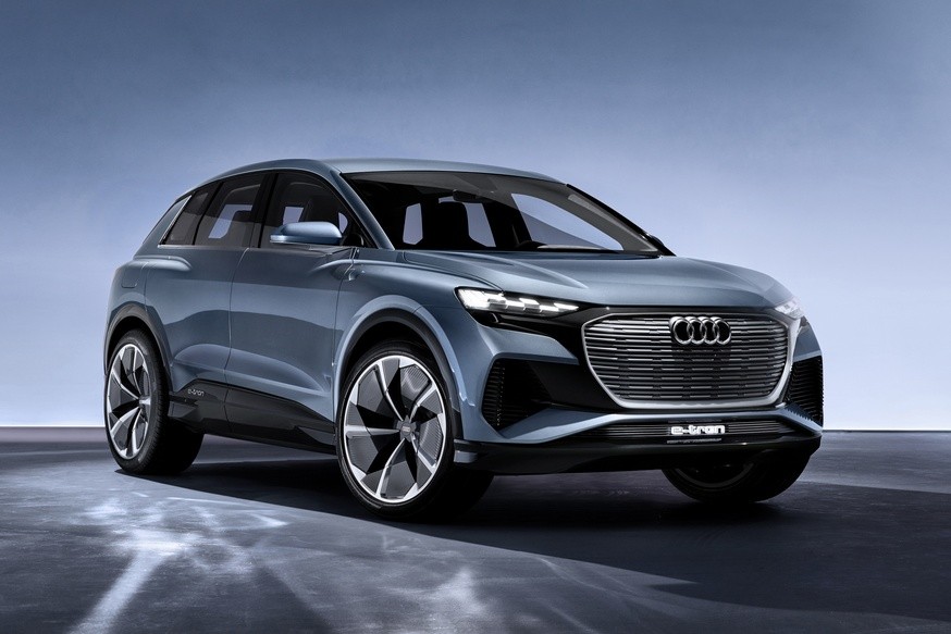 Кроссовер Audi Q4 e-tron: массовая «тележка», обычные зеркала и 6,3 секунды до «сотни» - «Audi»