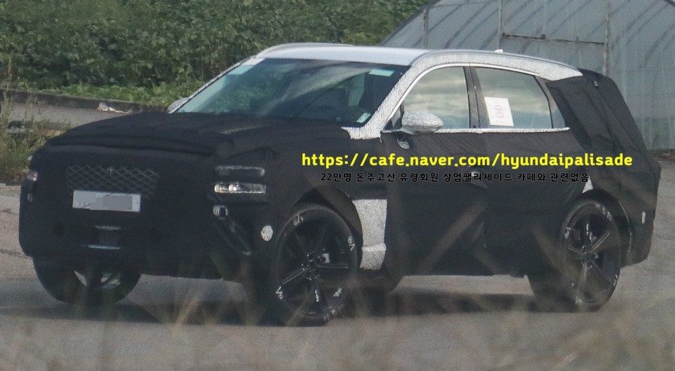 Кроссовер Genesis в серийном кузове снова поймали во время тестов. SUV доберется и до России - «Genesis»