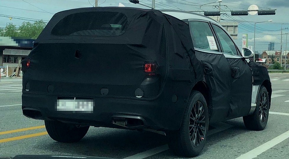 Кроссовер поправит дела Genesis на рынке: фото SUV в «родном» кузове - «Genesis»