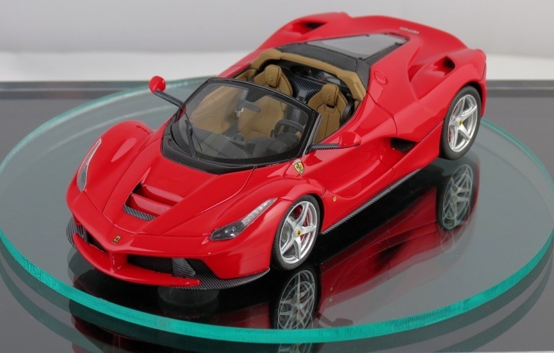 LaFerrari рассекретили при помощи игрушечной модели - «Ferrari»