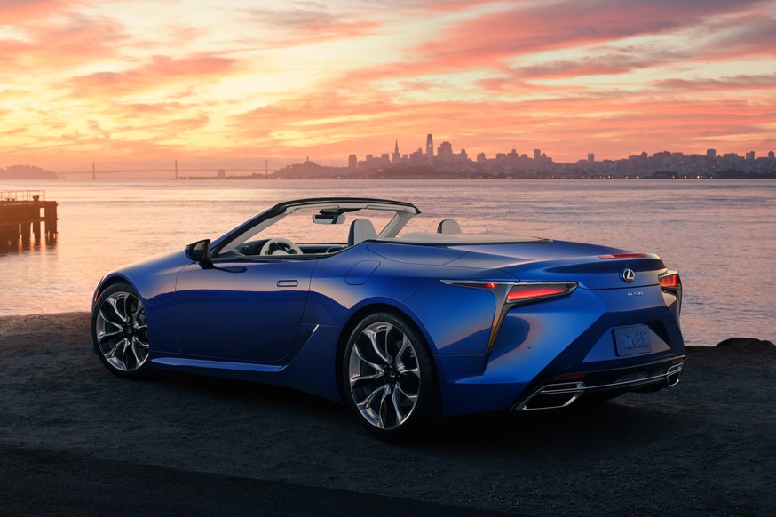 Lexus разбавил модельную линейку кабриолетом LC с мягким верхом - «Lexus»