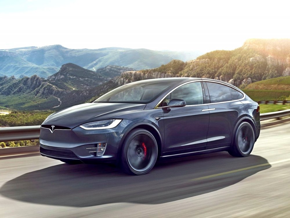 20 млн рублей отсудила россиянка за «глючный» кроссовер Tesla Model X - «Tesla»