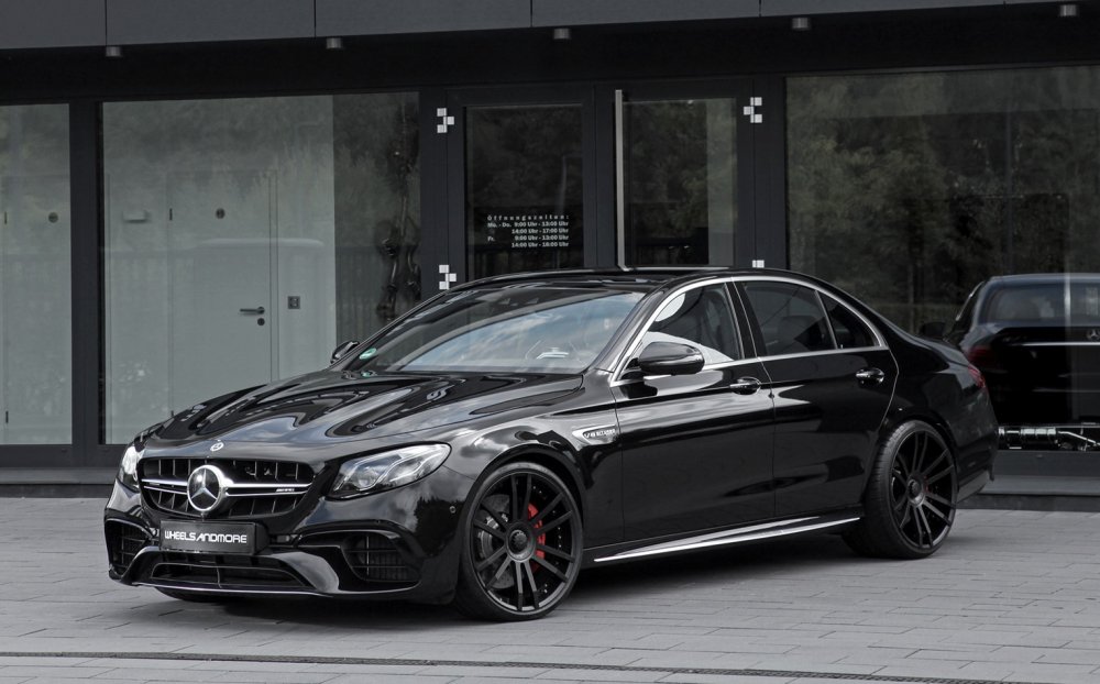 Ателье Wheelsandmore добавило брутальности Mercedes-Benz E-Class - «Mercedes-AMG»