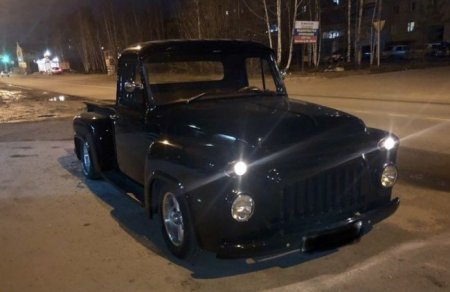 Автолюбитель сделал ретро-пикап из грузовика ГАЗ-53 - «Новостной Автоблогер»