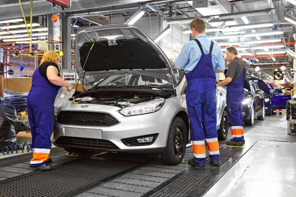 Бастовать и голодать: Ford назначил выходные пособия российским рабочим, но они недовольны - «Ford»
