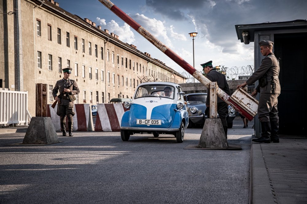 Бегство к свободе: снят трогательный мини-фильм о BMW Isetta - «BMW»