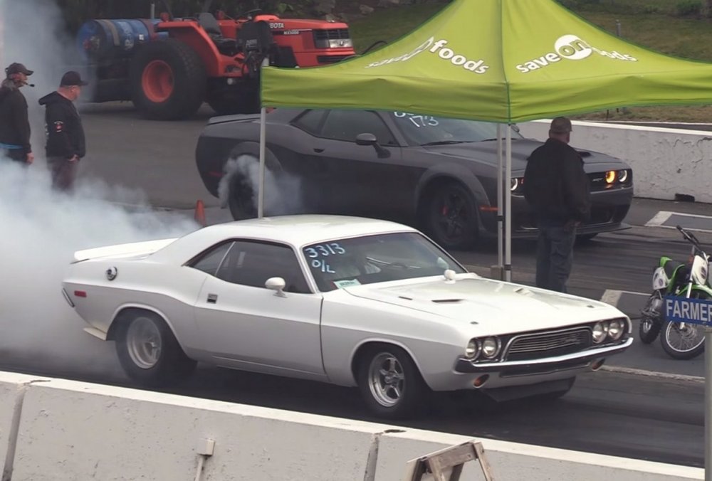 Битва поколений: Dodge Challenger ’72 против Dodge Demon - «Dodge»