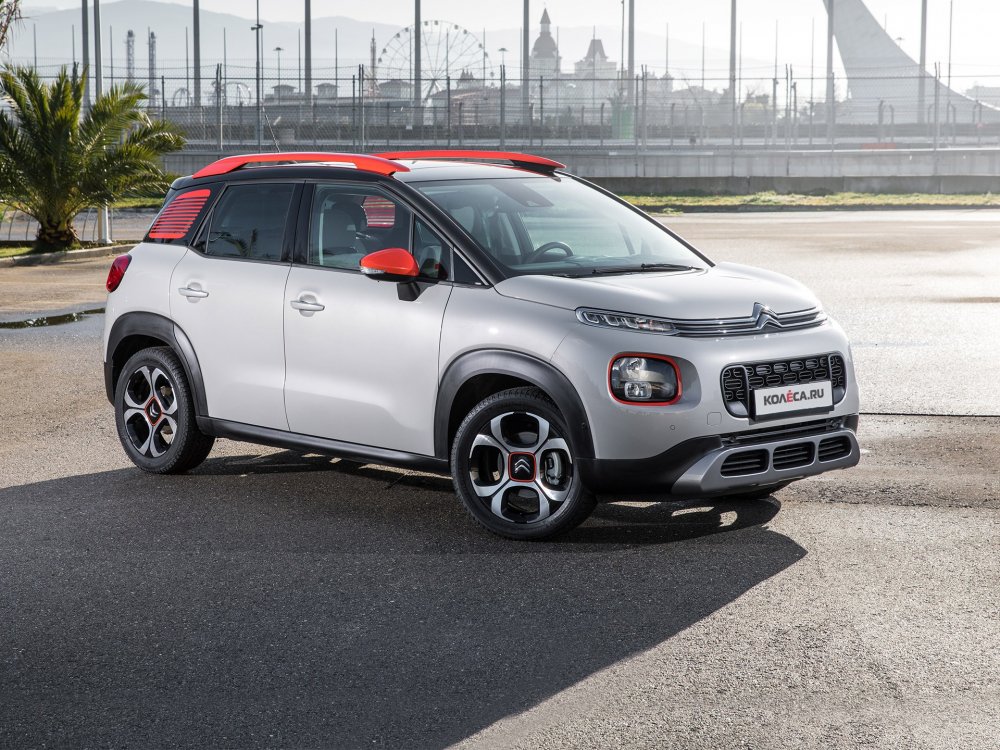 Бульдожка на прогулке: первый тест-драйв Citroen C3 Aircross - «Citroen»