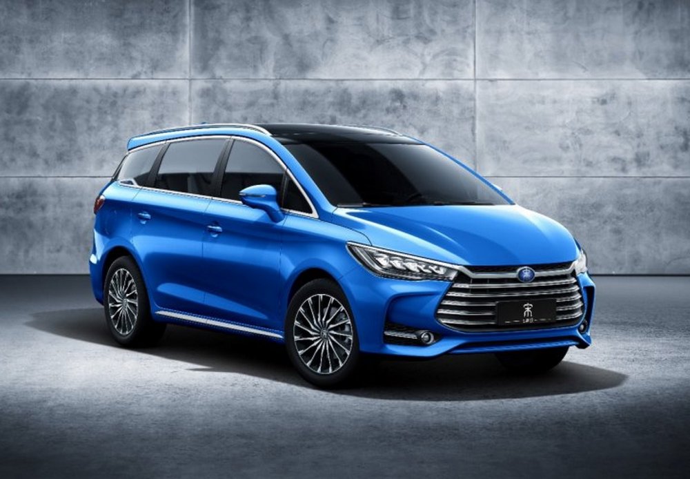 BYD готовится запустить в серию совершенно новый минивэн - «BYD»