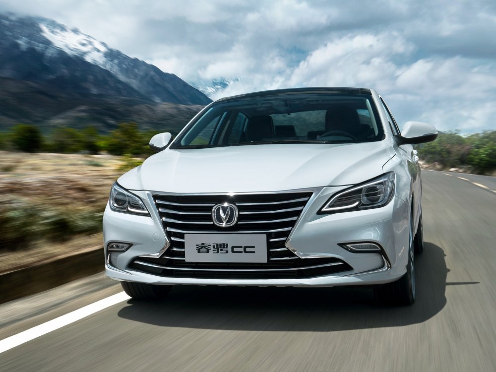 Changan выводит на рынок новый седан - «Changan»