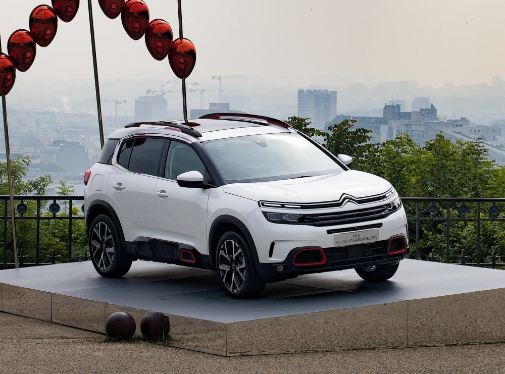 Citroen C5 Aircross для Европы: клиренс в 230 мм, «гидроподвеска» и дизели - «Citroen»