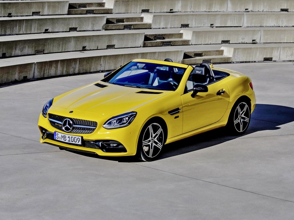 Daimler решил попрощаться с самым маленьким кабриолетом Mercedes-Benz - «Mercedes-Benz»