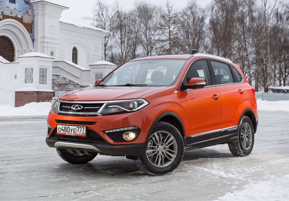 До российских дилеров добралась новая версия Chery Tiggo 5 - «Chery»