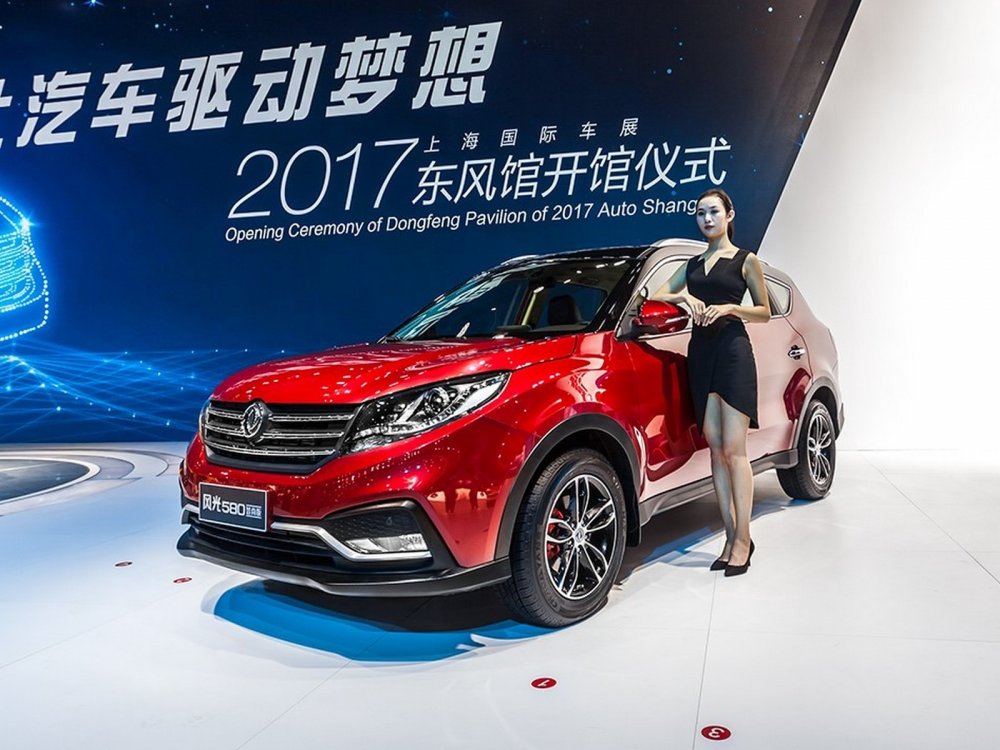 Dongfeng может привезти в Россию семиместный кроссовер - «Dongfeng»