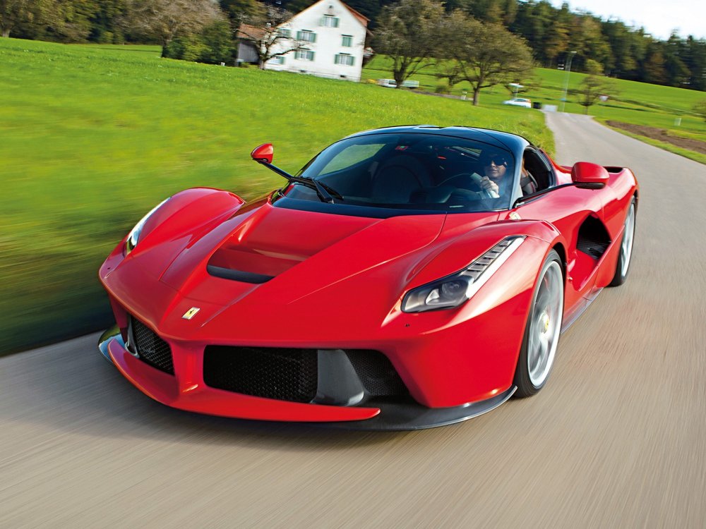 Ferrari продала музейный LaFerrari ради помощи своей стране - «Ferrari»