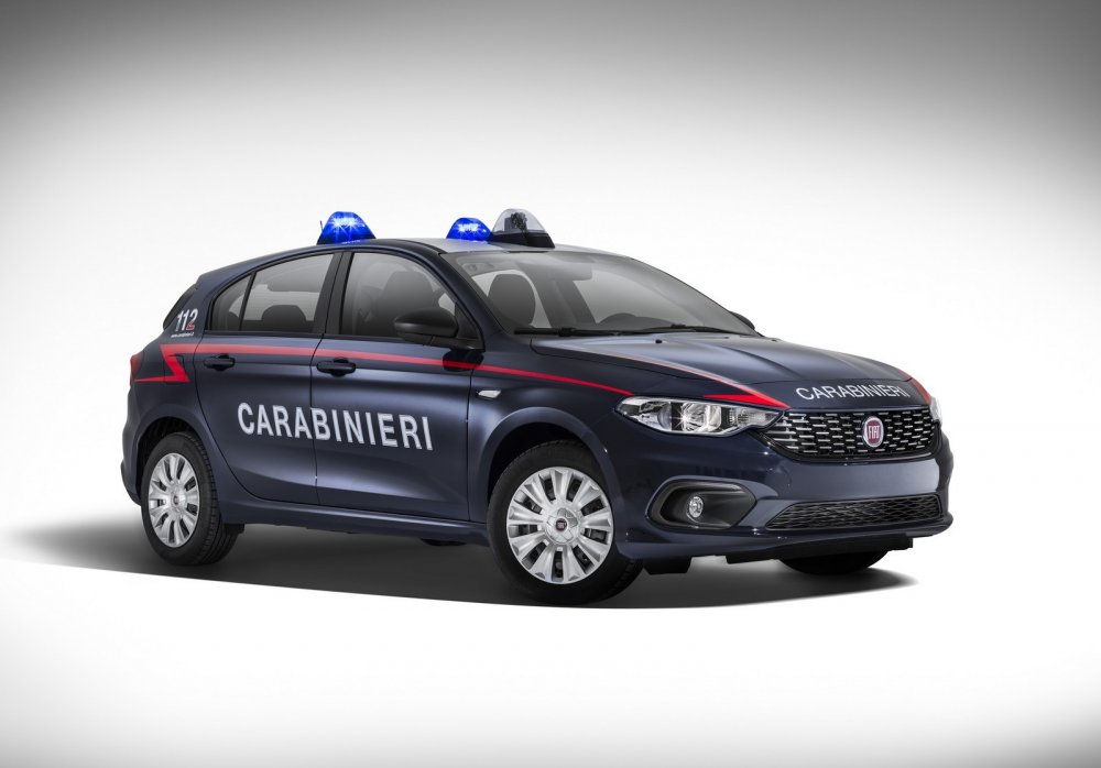 Fiat Tipo поступил на службу в итальянскую полицию - «Fiat»