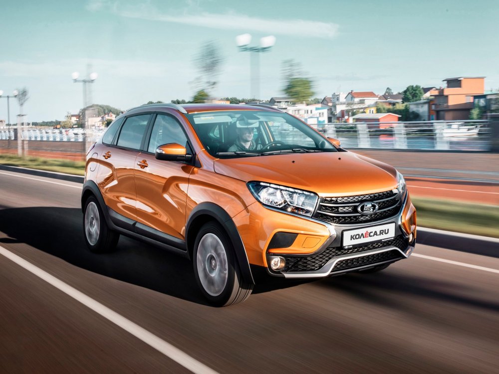 Хруст японской булки: первый тест-драйв Lada Xray Cross с вариатором - «Тест-драйв»