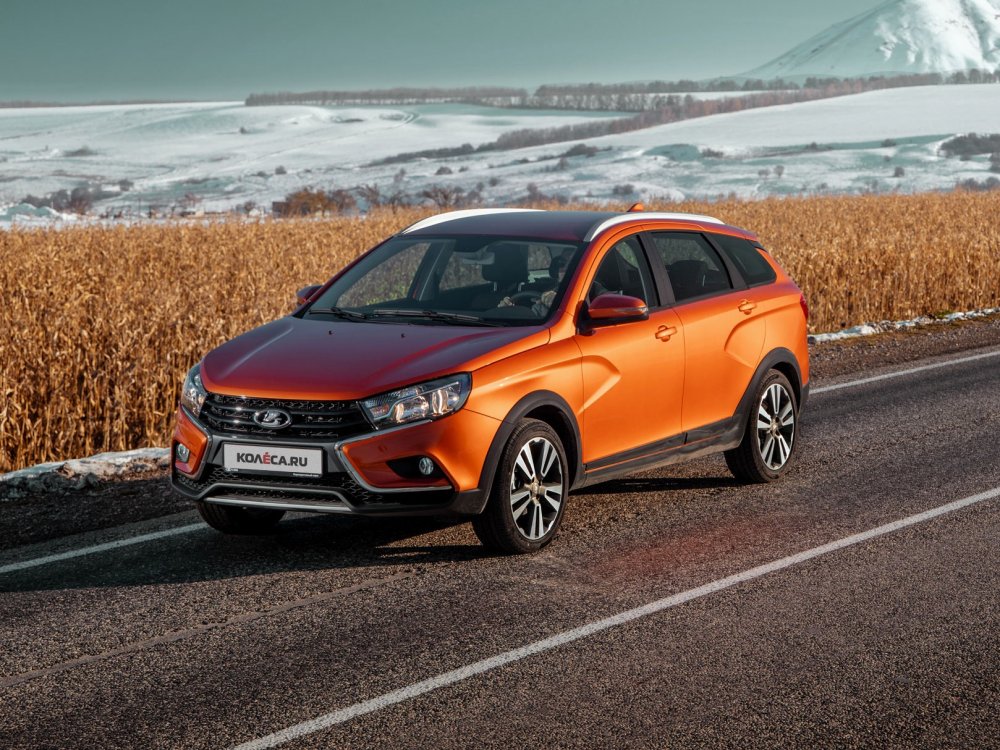 И подарил он ей цветочек вяленький… Первый тест-драйв Lada Vesta SW Cross CVT - «Тест-драйв»