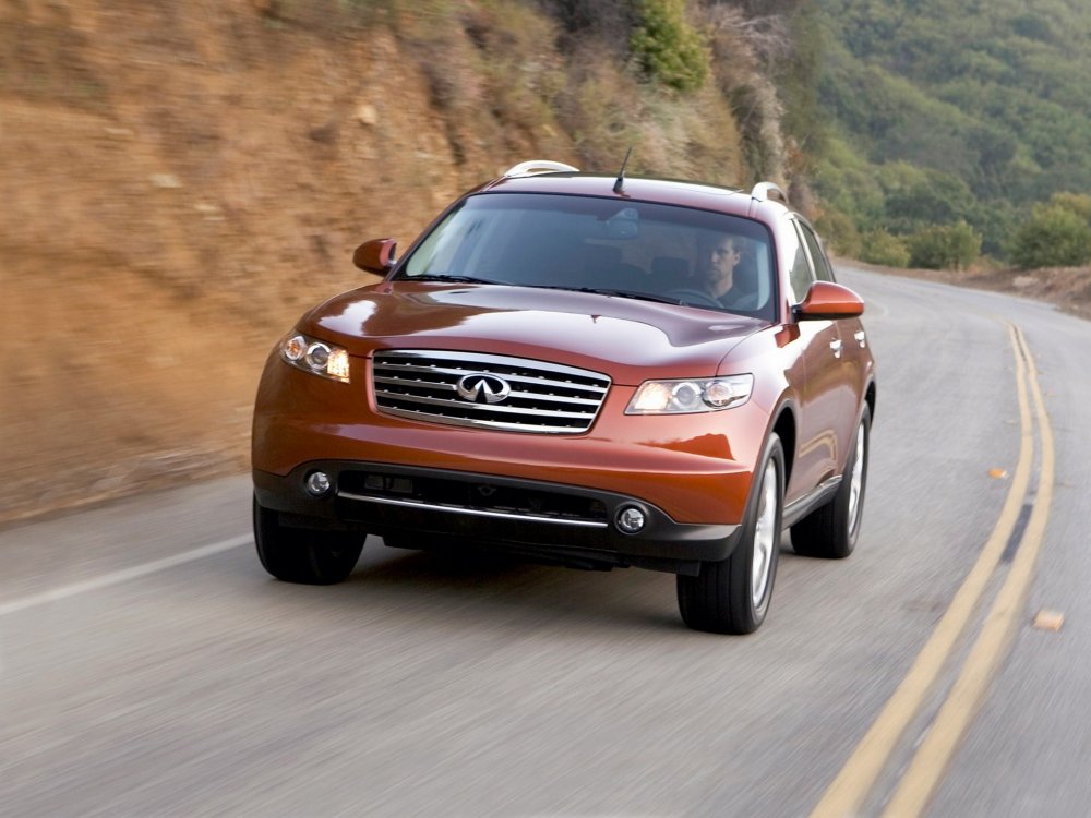Infiniti FX S50 с пробегом: “червяки” центрального замка и “крокодил” в салоне - «Infiniti»