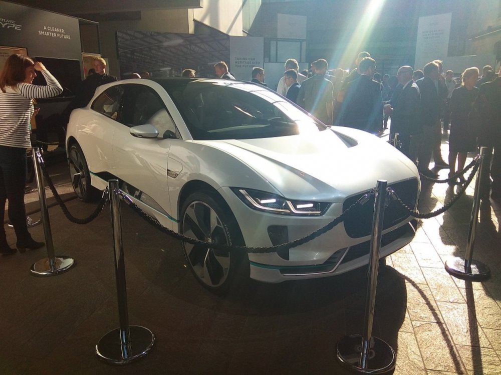Jaguar Land Rover анонсировал глобальную электрификацию - «Jaguar»