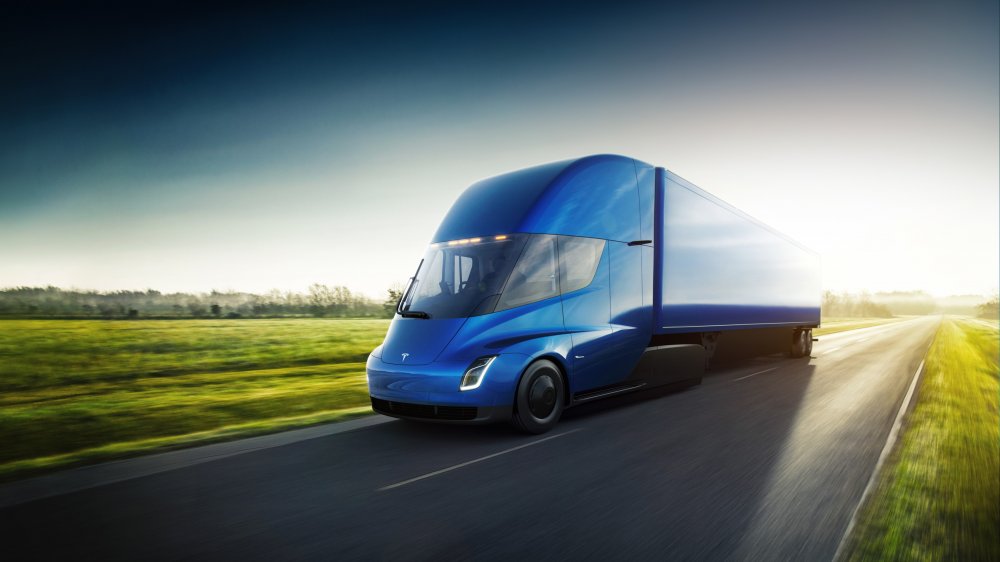 Электрогрузовик Tesla Semi "поймали" на дорогах общего пользования - «Грузовики и автобусы»