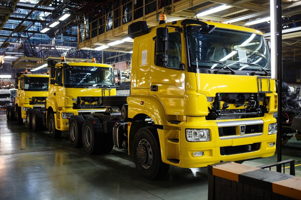 КАМАЗ, Daimler и Минпромторг подписали контракт. Цена вопроса – 46 миллиардов рублей - «Daimler»