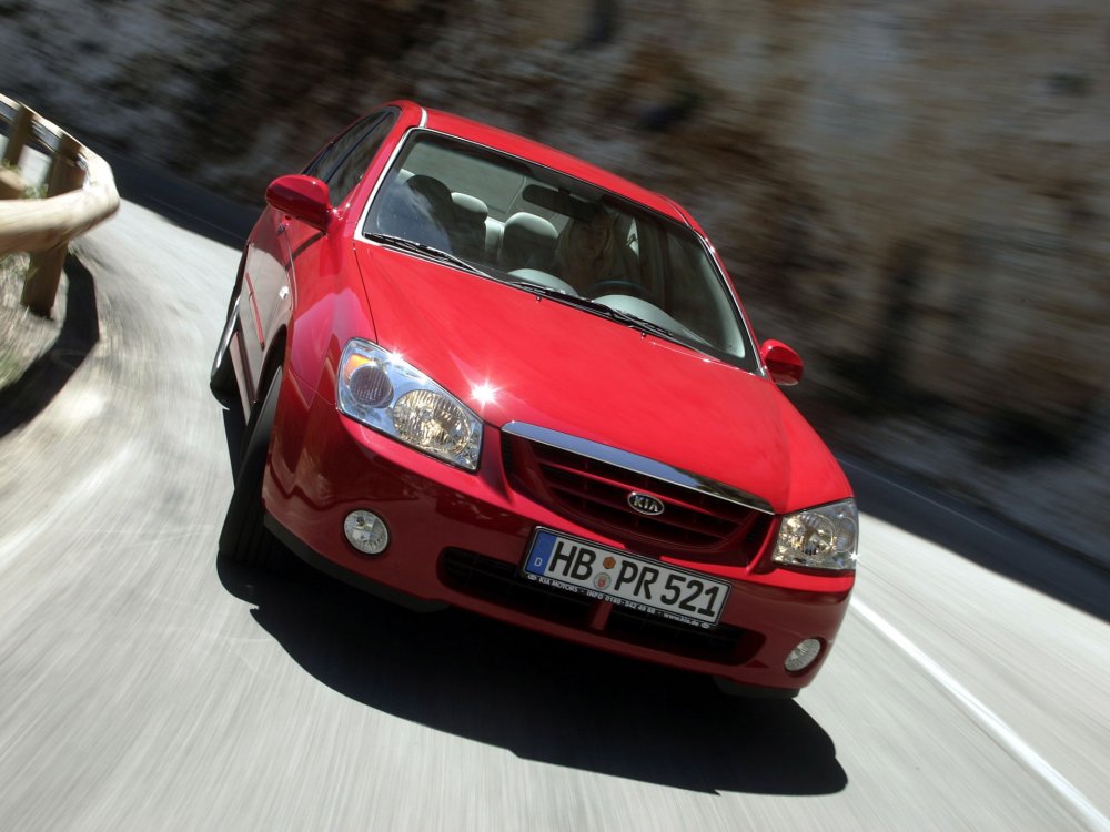 Kia Cerato I с пробегом: неудачные механические коробки и шумные, но надёжные моторы - «Kia»