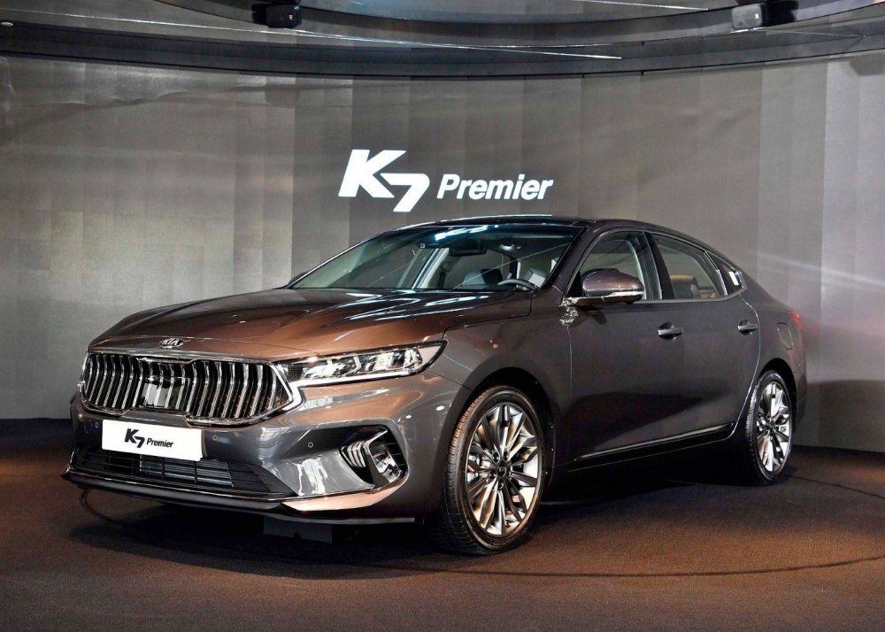 Kia K7 Premier: последний рестайлинг бесперспективной модели - «Kia»