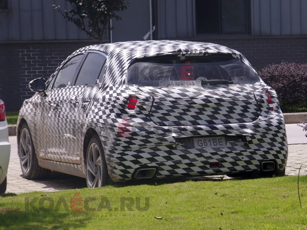 Китайский Changan готовится представить свой первый "горячий хэтчбек" - «Changan»